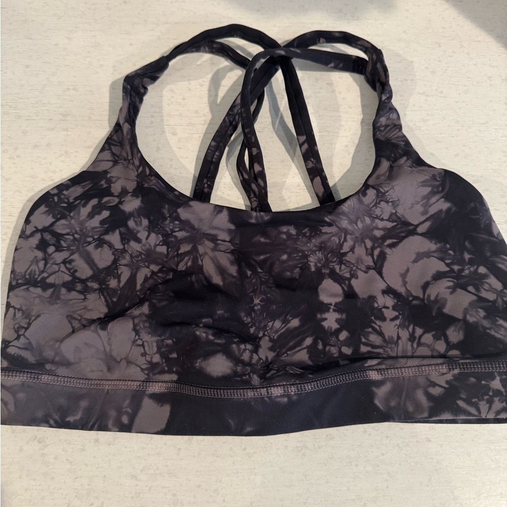 Lululemon Women's Black and Gray Sports Bra